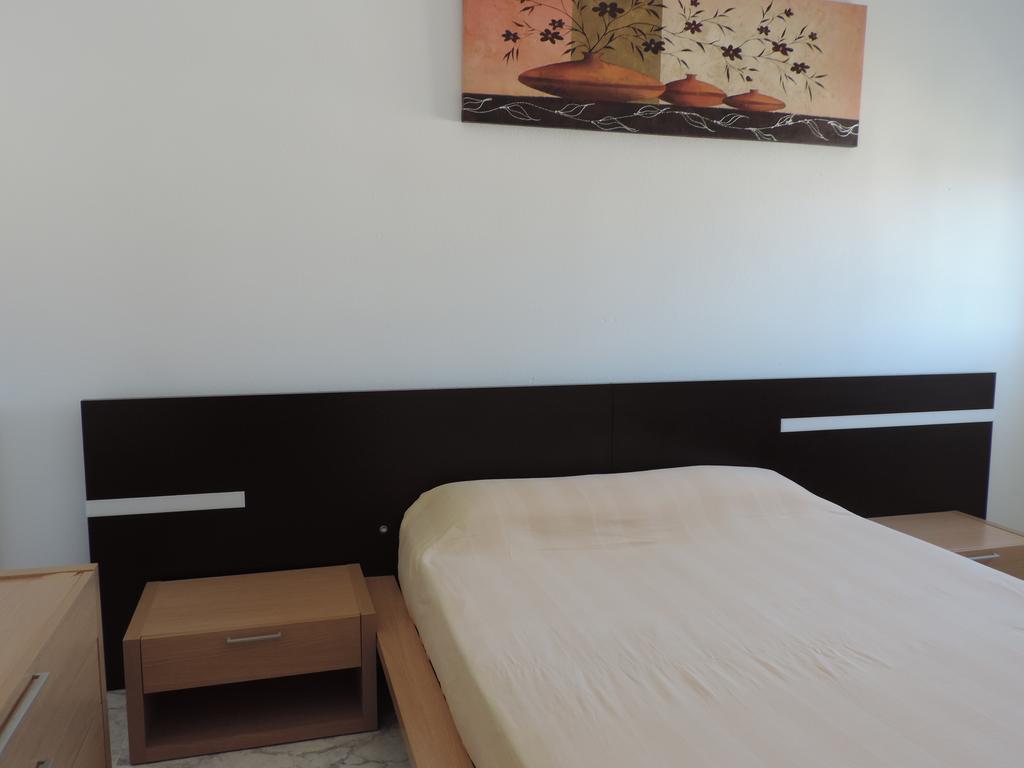 Apartamento Barbancho Casar De Caceres Luaran gambar